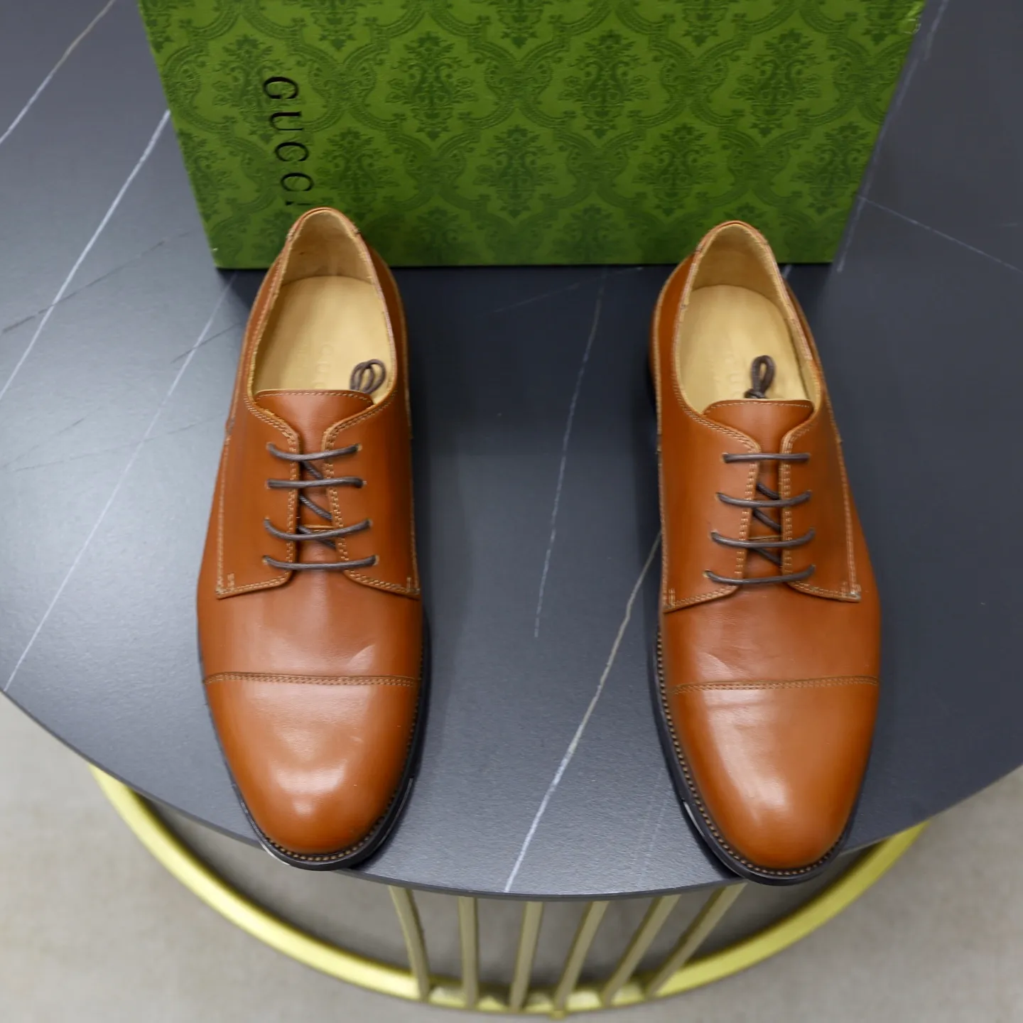 Men's shoes 💰660💰🙅‍♂️🙅‍♂️🙅‍♂️Niuli Brand: Gucci GuCCI Standard code: Men's code 39-44 (45 can be customized) Grade: Same style as the official website Original quality Material: Original cowhide surface Comfortable cowhide lining Original outsole Style category: Men's fashionable casual leather shoes Distinguished big-name luxury elements, top luxury Color: actual picture color